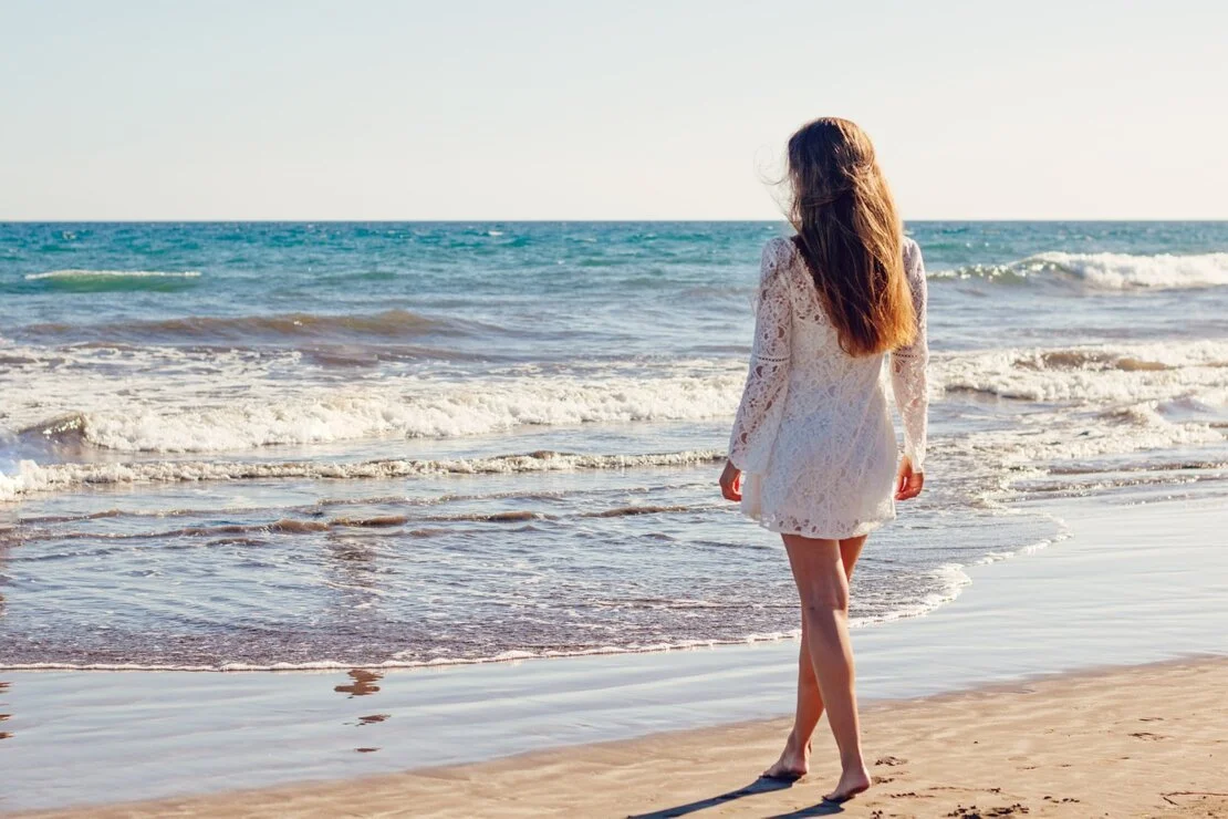 Image of holidays to show relaxation on a beach. A holiday management plan is about ensuring your staff can have a holiday
